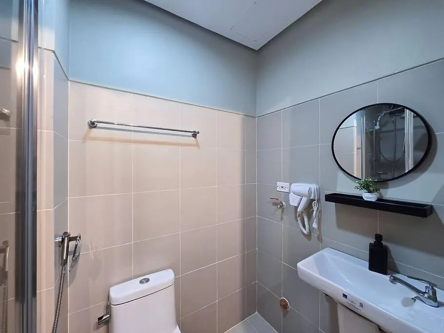 1Br Unit Condotel W Balcony Fame Residences #Fm58 Manila 0*,  Philippines