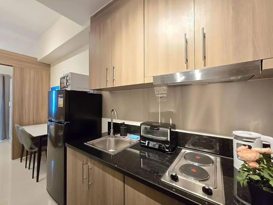 Apartment 1Br Unit Condotel W Balcony Fame Residences #Fm58 Manila Philippines