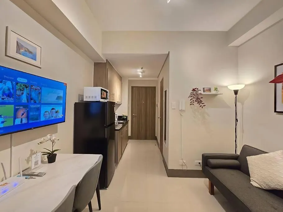 Apartment 1Br Unit Condotel W Balcony Fame Residences #Fm58 Manila